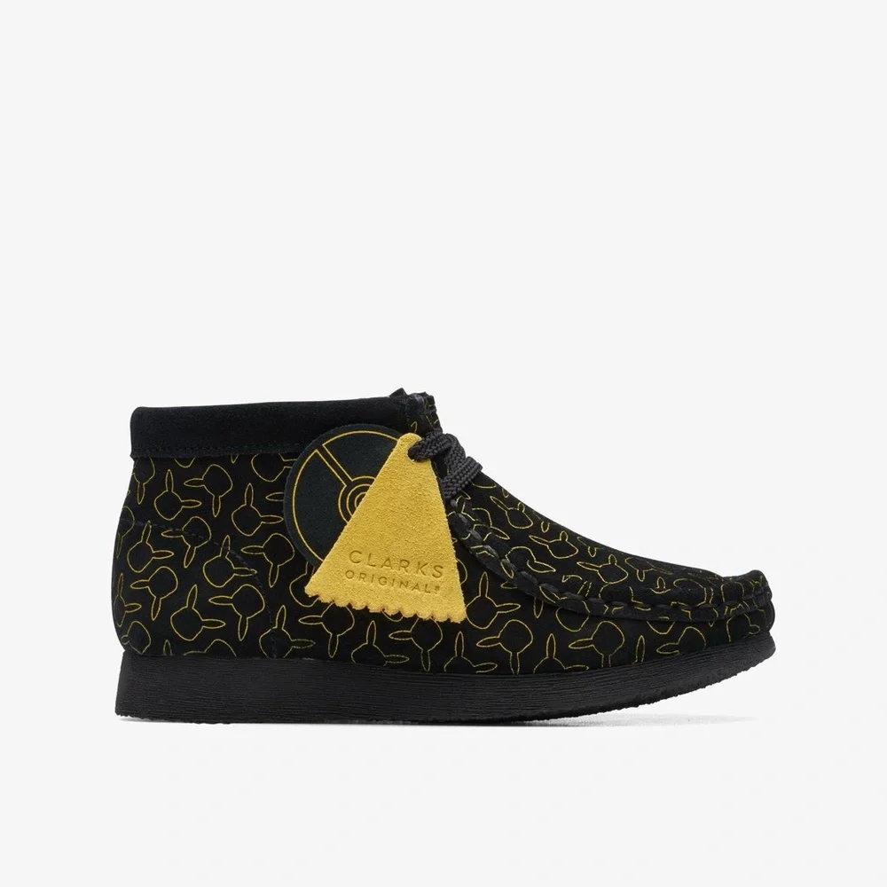 Clarks Kids Wallabee Go O Black Suede Pokemon Print Pikachu Shoes Boys Size 12W